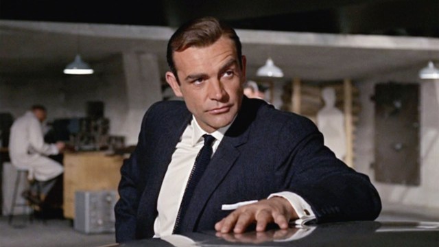 Sean Connery som James Bond i Goldfinger (Foto: SF Norge AS).