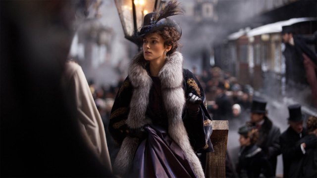 Keira Knightley som Anna Karenina i filmen med samme navn. (Foto: United International Pictures).