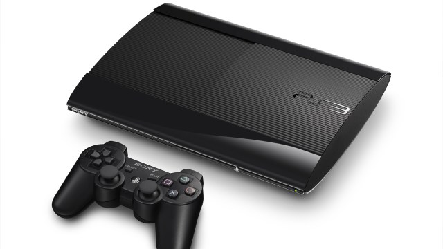 Den nye Playstation 3-modellen er mindre, men ikke kraftigere enn tidligere. (Foto: Sony)