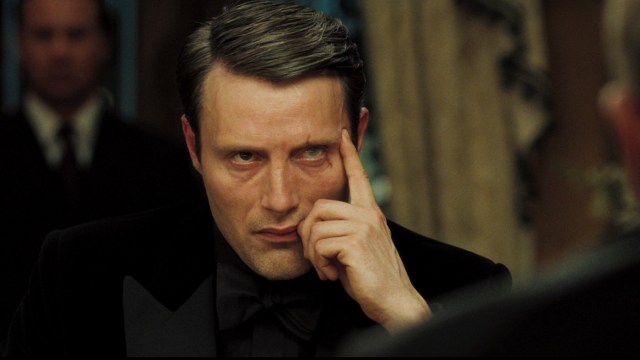 Mads Mikkelsen gjorde sterkt inntrykk som bond-skurken Le Chiffre (Foto: Coloumbia Pictures)