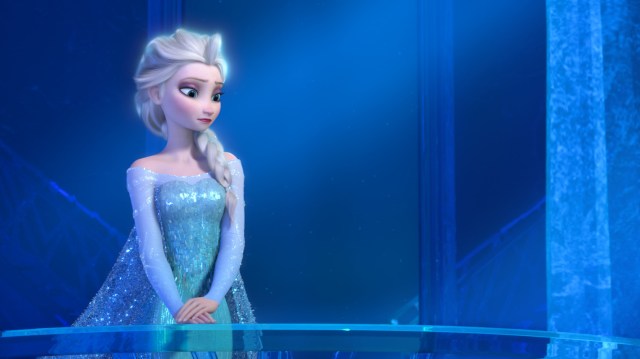 Prinsesse Elsa av Arendelle, stemmelagt av Idina Menzel, er en av hovedrollene i Disney-filmen «Frost». Hun har en hemmelig magisk evne til å kontrollere snø og is. (Foto: The Walt Disney Company Nordic)