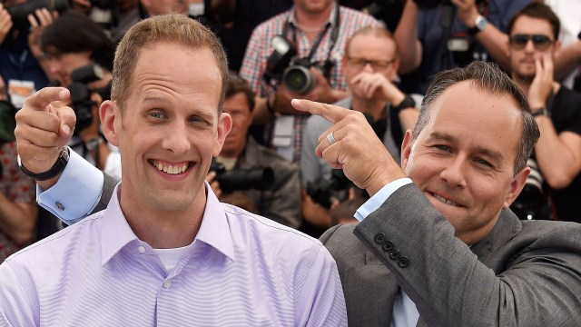 Regissør Pete Docter og produsent Jonas Rivera viser Pixar-filmen Innsiden ut i Cannes (Foto: AFP PHOTO / LOIC VENANCE).