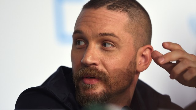 Tom Hardy fortalte Cannes-pressen at han var frustret under innspillingen av Mad Max: Fury Road (Foto: AFP PHOTO / ANNE-CHRISTINE POUJOULAT)