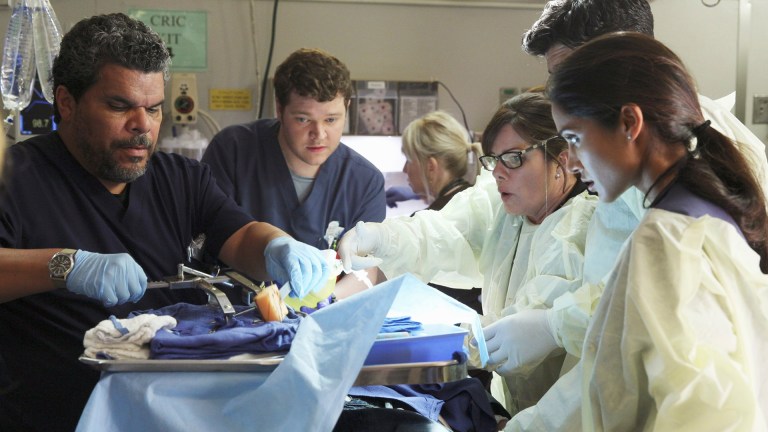 Code Black S01 E01 – E03