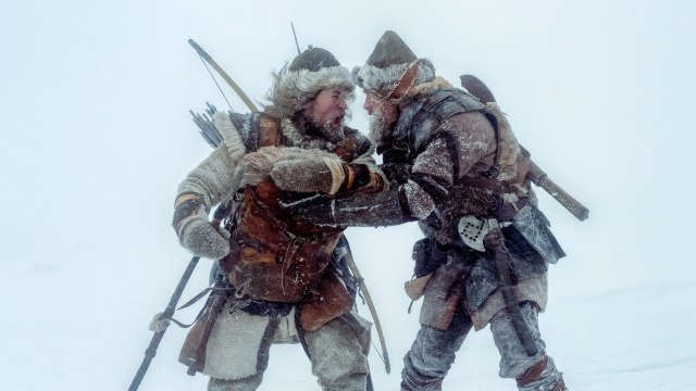 Skjervald (Jakob Oftebro) og Torstein (Kristofer Hivju) havner i snøstorm i Birkebeinerne (Foto: Ian Brodie / Paradox Film 3 AS).