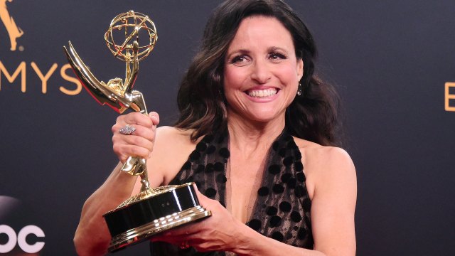 Julia Louis-Dreyfus kan motta Emmy for beste skuespiller i en komiserie for 6. året på rad. (Foto: AFP PHOTO / FREDERIC J BROWN, NTB scanpix).