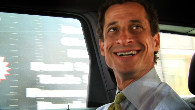 Et filmteam følger Anthony Weiners valgkamp i 2013. (Foto: Tour de Force)