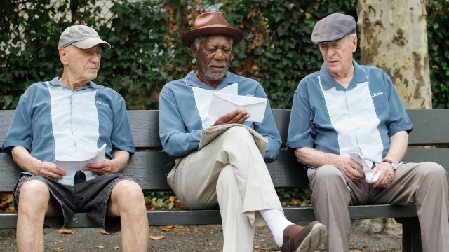 Going in Style får litt for lite ut av sine stjerneskuespillere Alan Arkin, Morgan Freeman og Michael Caine. (Foto: SF Norge)