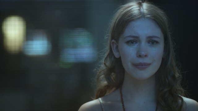 Sorcha Groundsell spiller June i The Innocents. (Foto: Netflix).