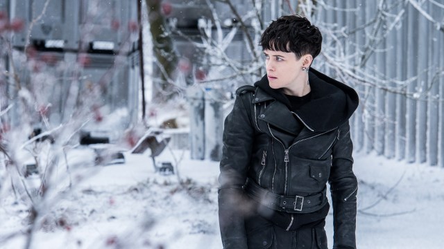 Claire Foy er god, men ikke bedre enn at hun blir den tredje beste Lisbeth Salander på kino. (Foto: United International Pictures)