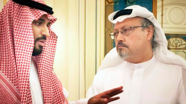 FARLIG BEKJENTSKAP: Arkivfoto av Saudi-Arabias kronprins Mohammed bin Salman og journalist Jamal Khashoggi i «The Dissident». Foto: Briarcliff Entertainment via AP