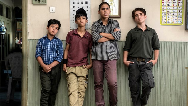 UNGT ENSEMBLE: Abolfazl Shizad, Mani Ghafouri, Mahdi Mousavi og Roohollah Zamani spiller hovedrollene i «Sun Children». Foto: Storytelling Media
