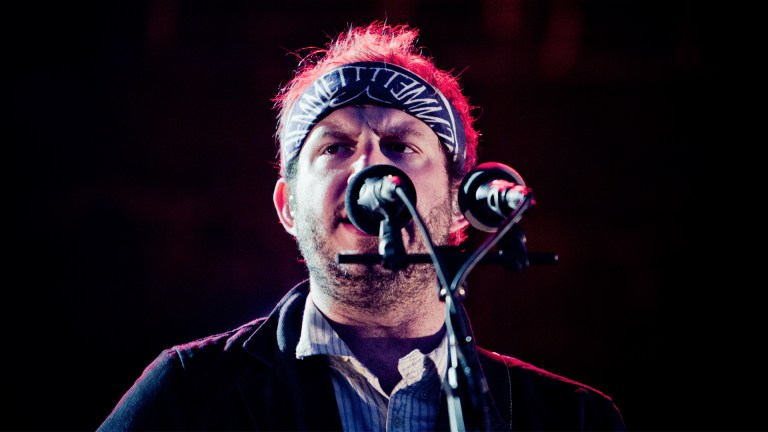 Hør Bon Ivers Stems Project