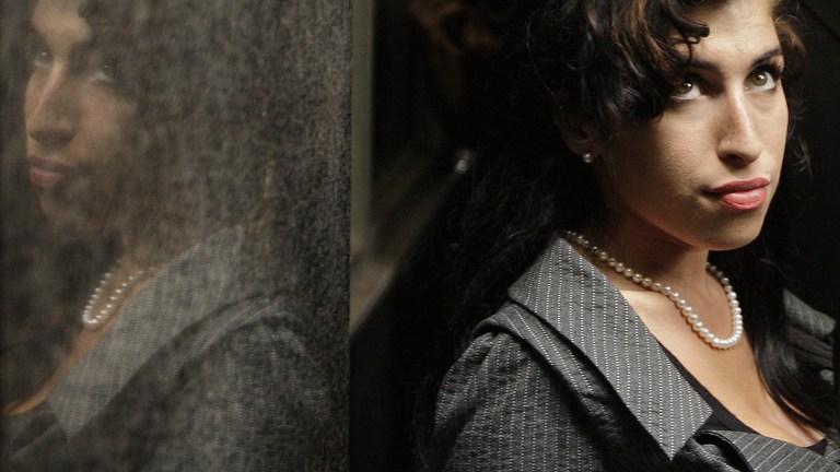 Far stanser Winehouse-teater