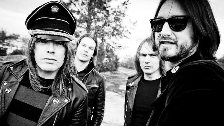 Dobbel rockedose-konkurranse trukket