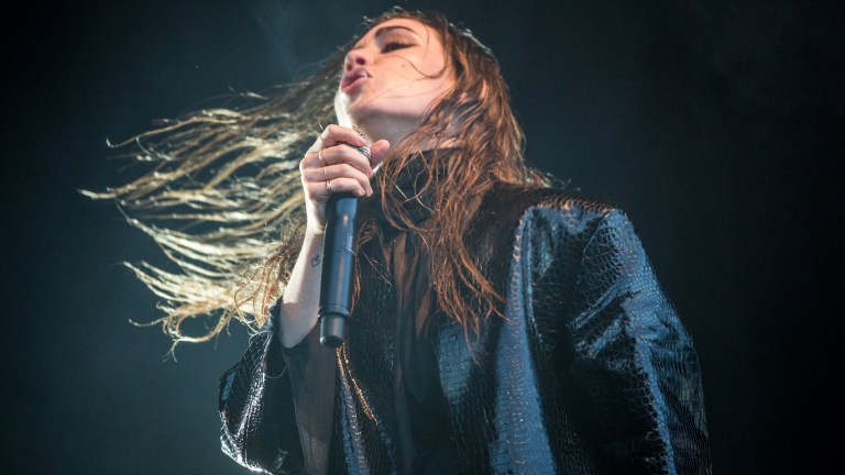 Lykke Li overrasker