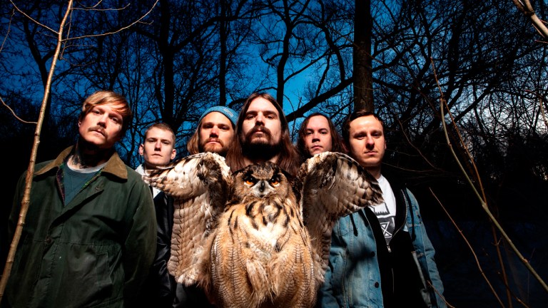 Kvelertak med hubromaske