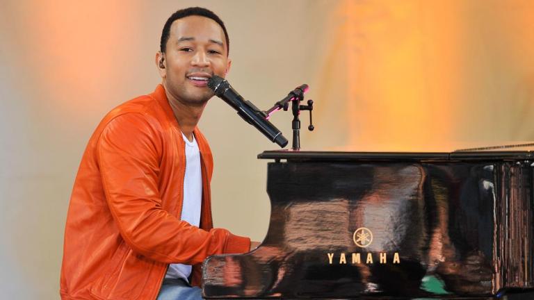 John Legend koste med Molde