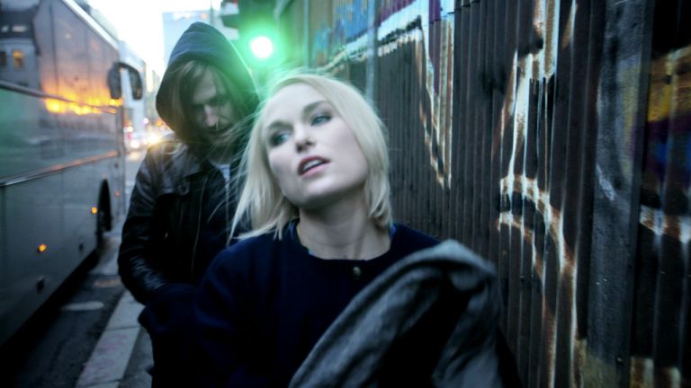 Videopremiere: Eva & The Heartmaker