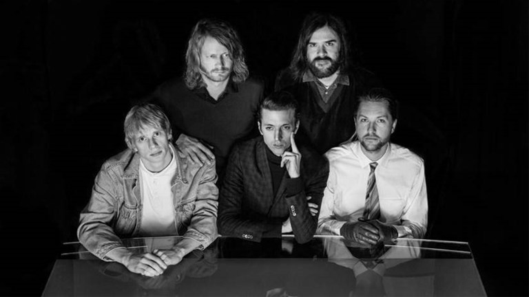 Musikk: Videopremiere: Pow Pow