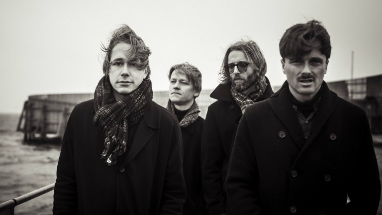 Mew-comeback i vår