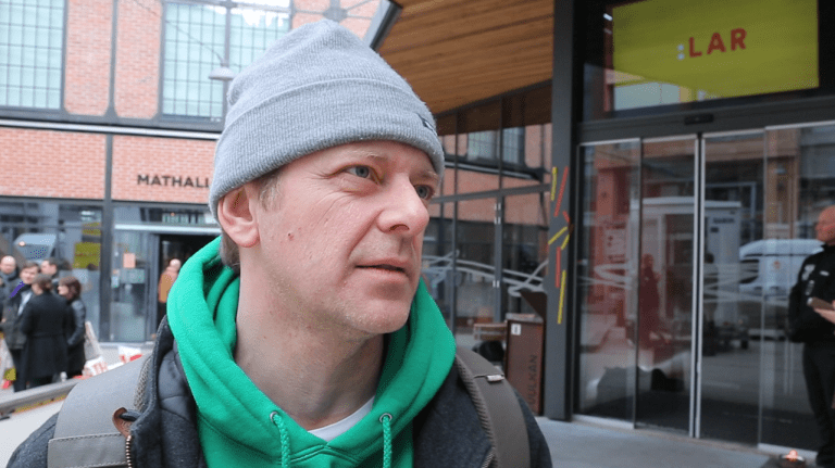 – Går an å kvotere jenter inn i hiphop