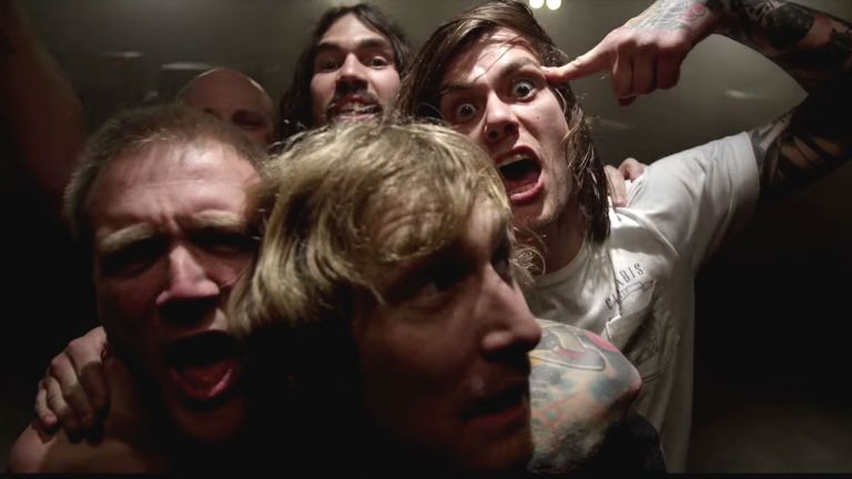Musikk: Videopremiere: Hold Fast