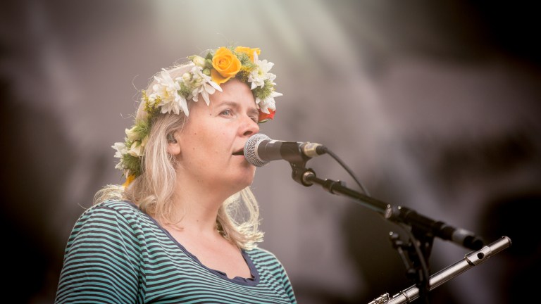 Se Belle & Sebastian live fra Øya