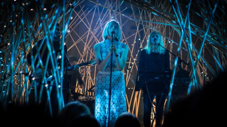 P3 Gull 2015: Aurora – «Running with the wolves»
