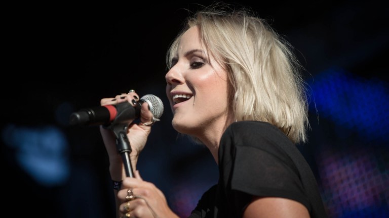 Musikk: Ina Wroldsen til Christine live på Rockefeller