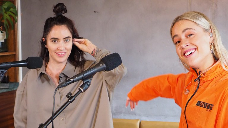 Musikk: Se Julie Bergan og Ingrid Helene Håvik tolke Billie Eilish