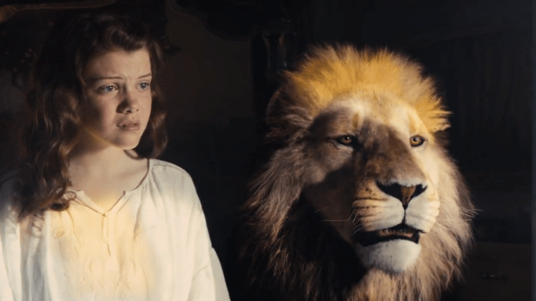 Aslan tilbake i Narnia!