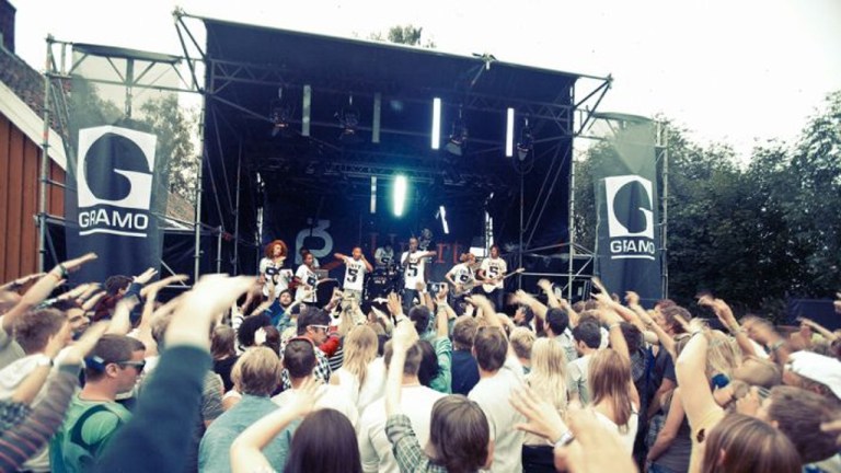 Vil du spille på Slottsfjell?