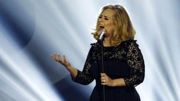 Musikk: Adele lager mammaplate