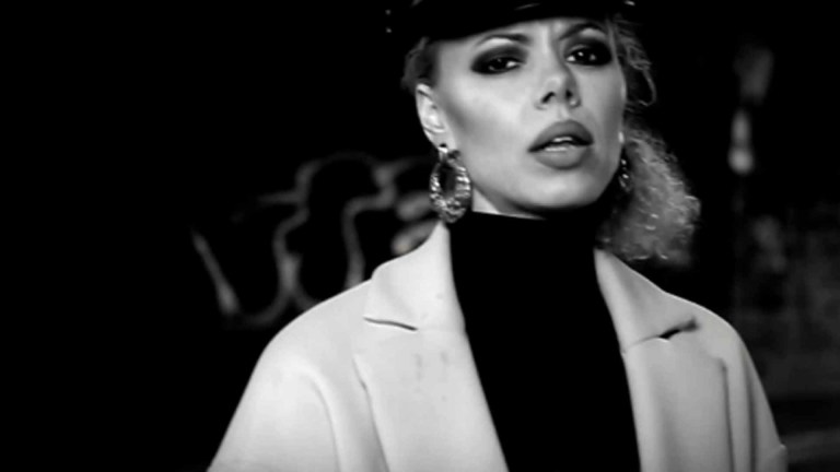 Musikk: Videopremiere: Maya Vik
