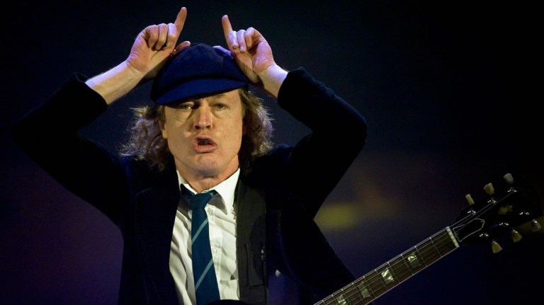 Musikk: AC/DC mot usannsynlig comeback