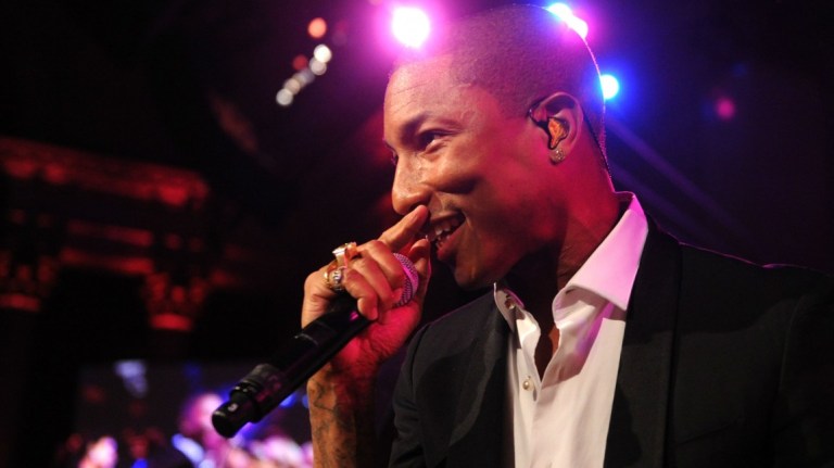 Musikk: Pharrell topper liste i Storbritannia