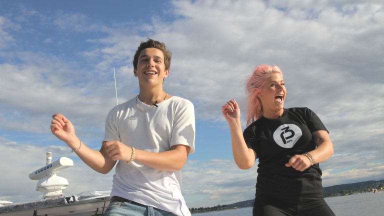 – Tar du 500 selfies?