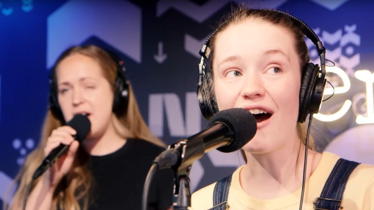 Musikk: Sigrid covrer Rihanna og Drake