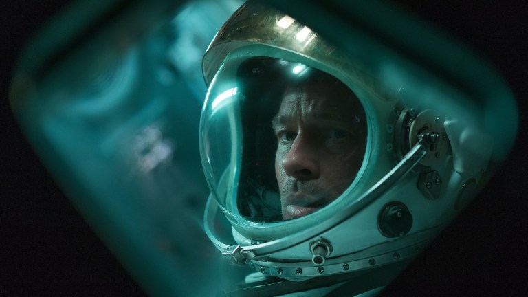 «Ambisiøs sci-fi med skavanker»