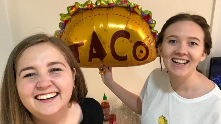 Ingrid og Anne ble enige om å spise taco hver dag i fem måneder
