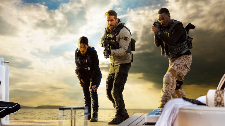 Ny actionfilm med Ryan Reynolds: – Det blir rett og slett for mye