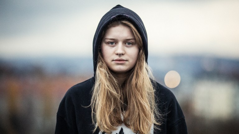 Girl in red har rundt 70.000 kroner i ubetalte sykehusregninger