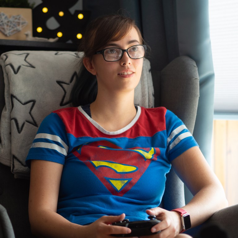 Link i bio: – Barndomsvenninnene ble gjenforent via gaming på nett: – Nå snakker vi hver dag