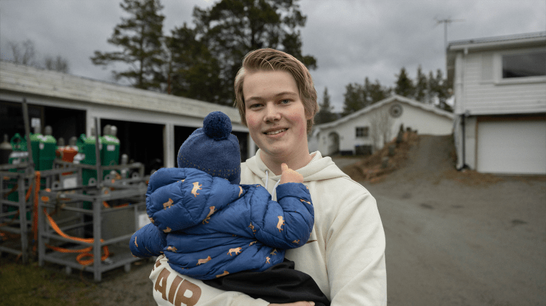 – Jeg ble pappa som 19-åring. Gjør det meg til en dårlig pappa?