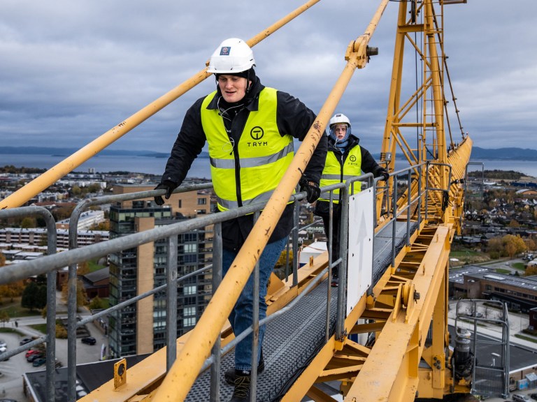 Annie og Gollum 65 meter over bakken: – Æææ, denne stigen er vinglete!