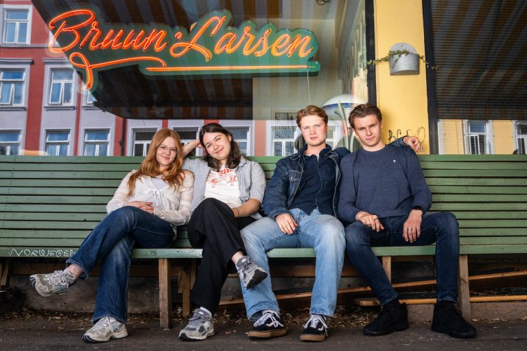 Bergensk rockehåp: – Ting kan for all del vere harry
