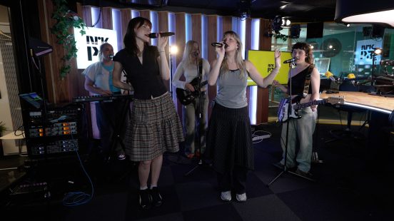 Måndens Urørt Girl Group varmet opp for Oliva Dean – hør de covre henne!