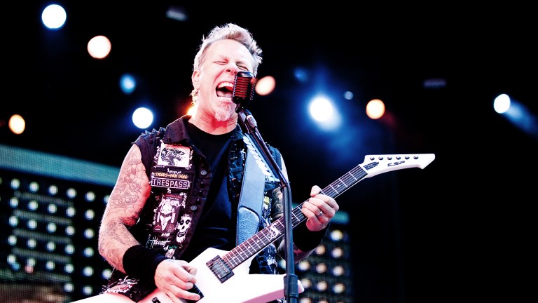 Metallica hedrer avdød bassist