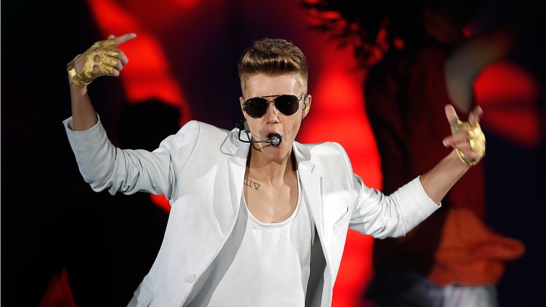 Justin Bieber anmeldt for vold